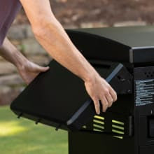 Char-Griller 4 Burner Hinged Lid - Premium - Flat Iron Gas Griddle